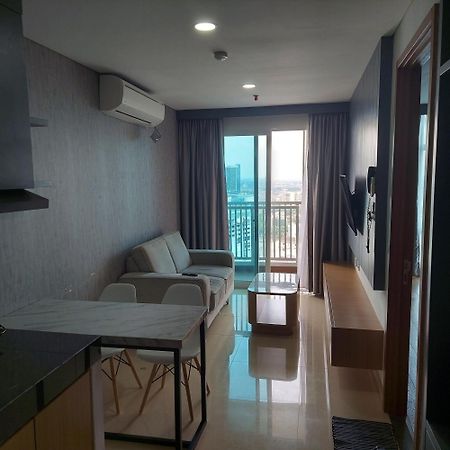 Reiz Condo 1 Bedroom Medan Exterior photo